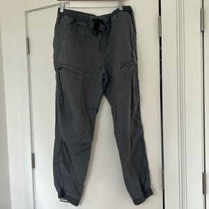 Vince lightweight hemp joggers